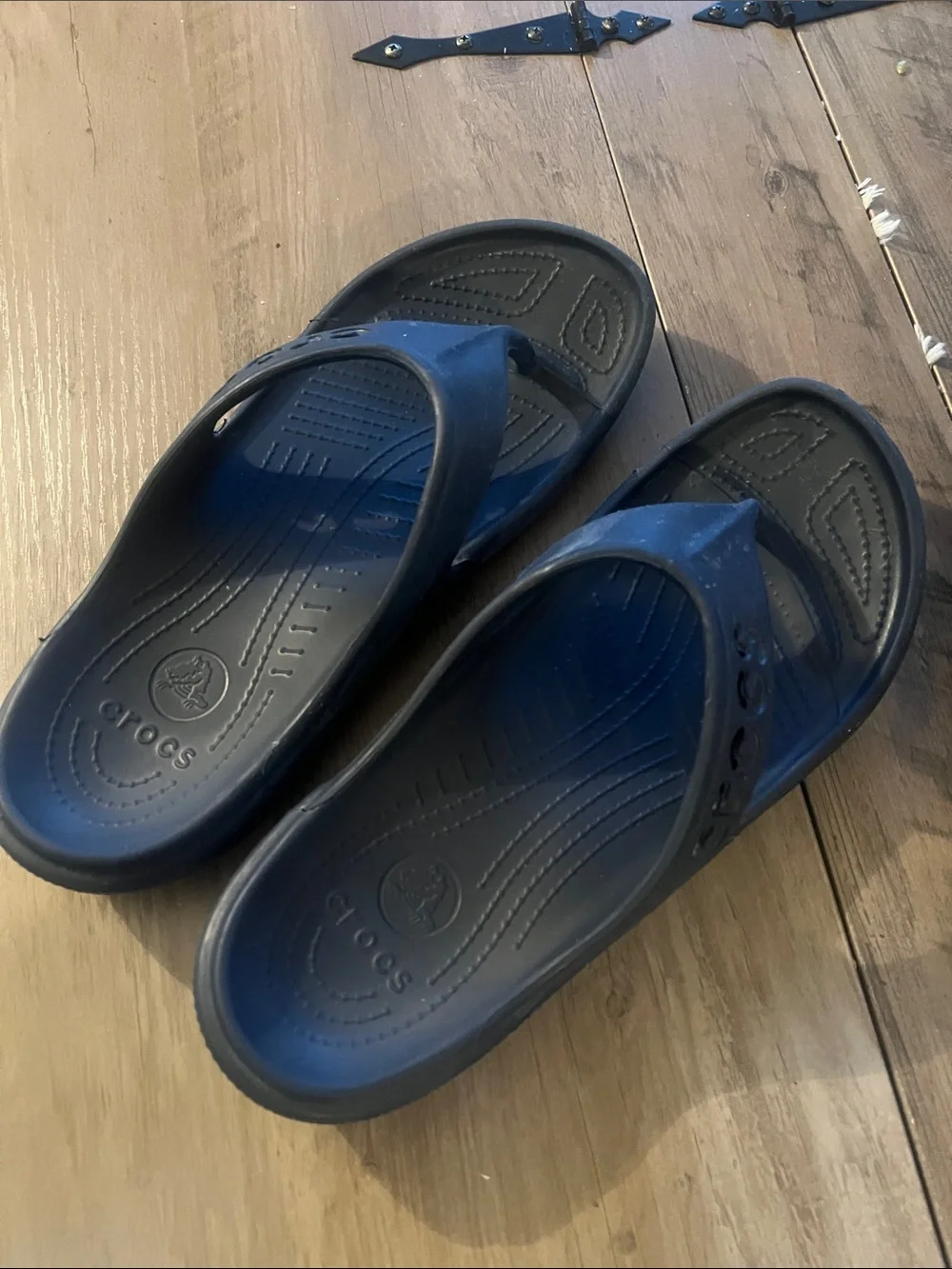 CROCS Navy Blue Classic Flip Sandals